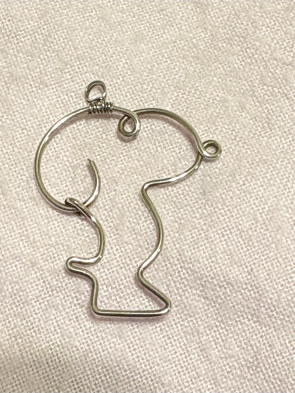 Sterling Silver Wire Contour Snoopy Pendant Necklace Charm